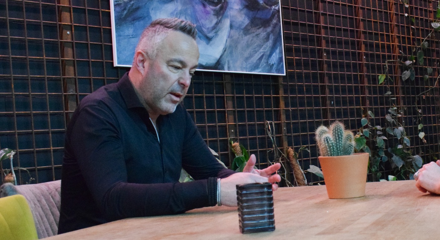 WAAROM ZOU JE NIET DELEN ?