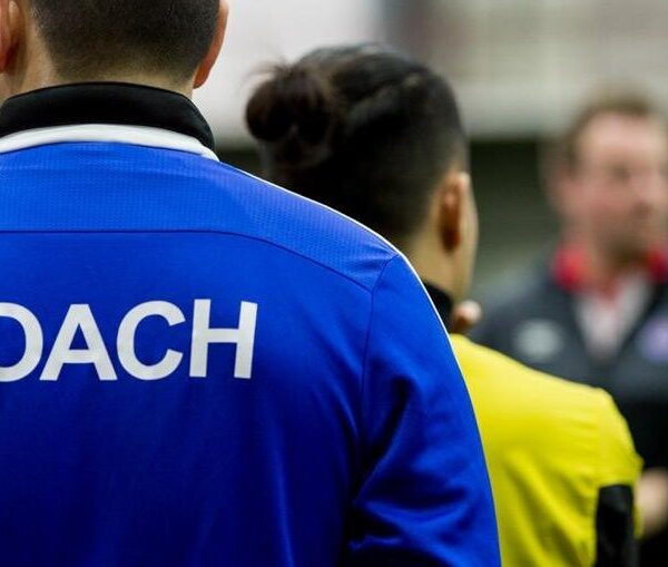 WIE COACHT DE COACH ?  Over leiderschap, lef en leren